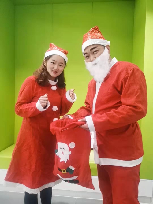 蘇州昱齊盛——圣誕將至，光影斑斕，感恩有你！